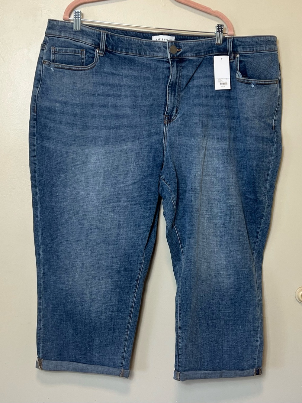 Lane Bryant Women’s Medium Blue Cropped Denim Jeans. Size 24 NWT